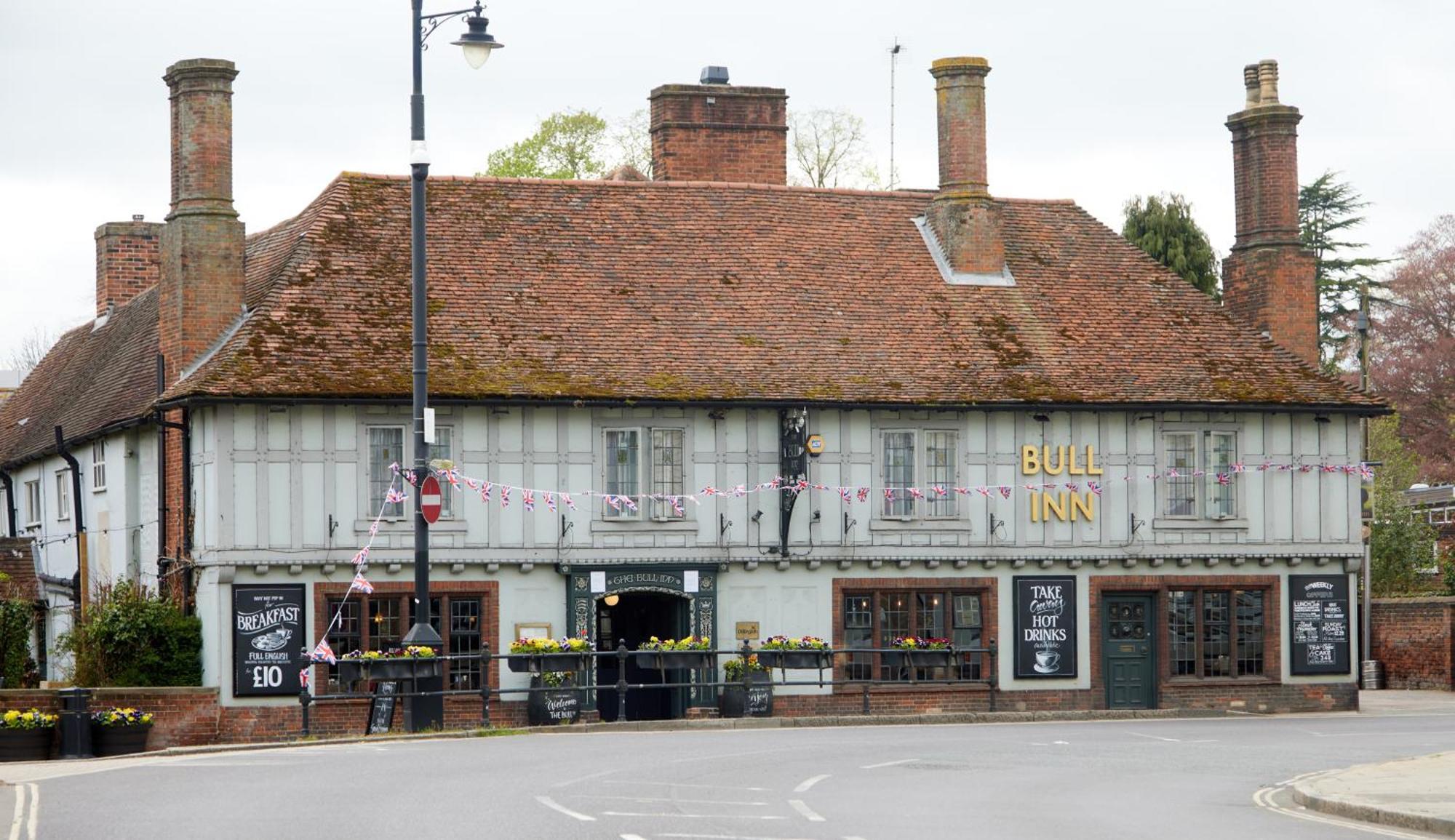 Bull Hotel By Greene King Inns Halstead  Exterior photo